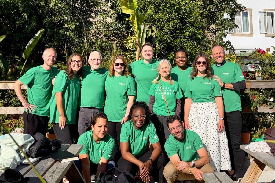 Alumni Camino Trip Group Photo